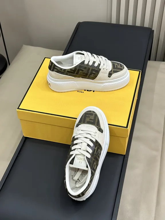 Fendi Shoe 